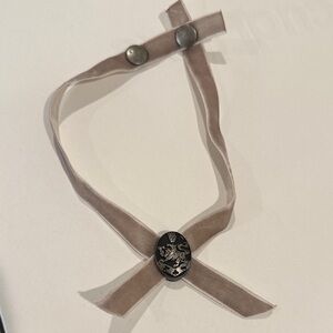 Elegant Grey Twilight Alice’s Ribbon Choker with Silver Cullen Medallion